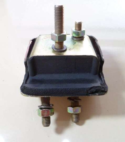 REYGOMA SOPORTE MOTOR F100 CUMMINS DIESEL DERECHO/  /