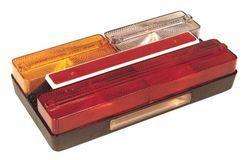 BAIML JUEGO FARO TRASERO RECTANGULAR ROJO/AMBAR/CRISTAL CON VENTANA ILUMINA PATENTE (AD)