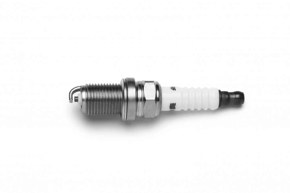 KESSEL BUJIA ENCENDIDO (BKR5EZ) C3 AIRCROSS DUNA PALIO MPi FIRE PUNTO FIORINO LOGAN GOLF PARTNER URBANA PATAGONICA UNO WAY P 306 PICASSO P 207 CLIO 2 SIENA KANGOO GOL 1.4 MEGANE 2 P 206 1.6 8V