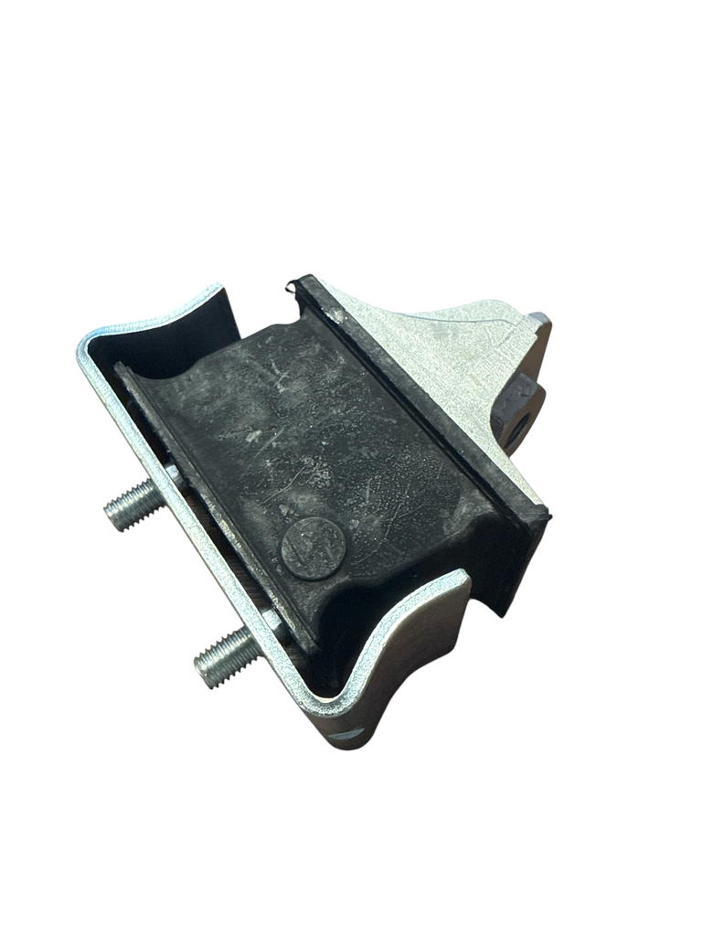 GACRI SOPORTE DE MOTOR DELANTERO AMBOS LADOS MB SPRINTER 95>  2.2 - 2.3 - 2.5